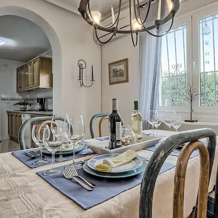 3 Bedroom Amazing In Gran Alacant Semesterbostad