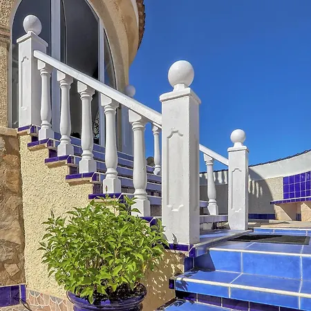 Semesterbostad 3 Bedroom Amazing In Gran Alacant Santa Pola